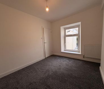 2 bedroom house to rent - Photo 3