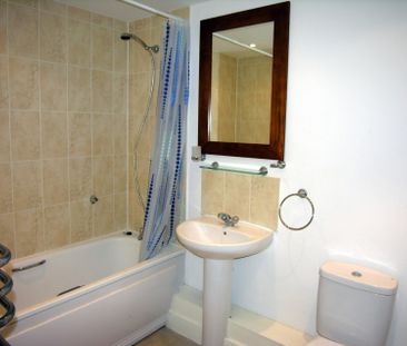 Pavilions, Clarence Road, Windsor,SL4 - Photo 6