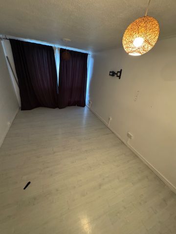 1 Bed Flat, Rodney Close, B16 - Photo 2