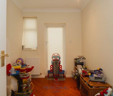 Salisbury Road, Worcester Park - Photo 1