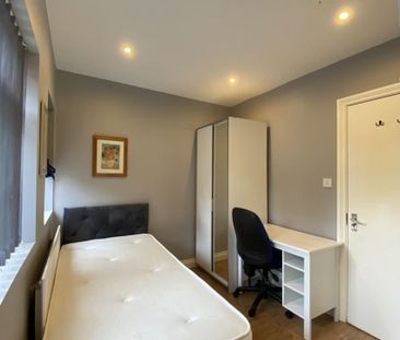 Broadlands Rd, Southampton - Photo 1