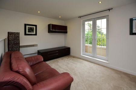 2 bed Apartment for Rent - Photo 5