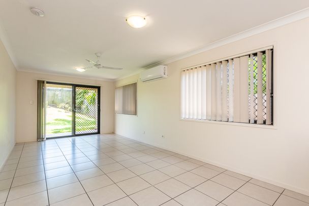 Centrally located 4 Bedroom Home - Photo 1