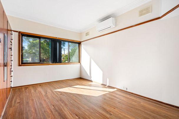 11 Rosebank Avenue, Kingsgrove, NSW 2208 - Photo 1
