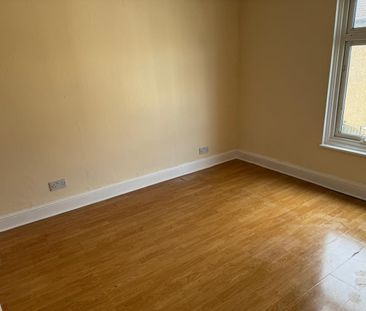 3 Bed Semi-Detached House, Bourne St, CR0 - Photo 1