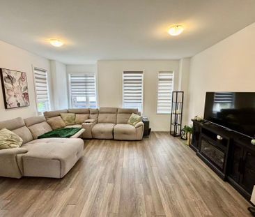 For Lease - 953 Kicking Horse Path, Oshawa, Ontario - Photo 4