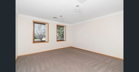 Beautifully Presented 4-Bedroom Home - Photo 4