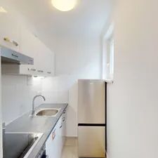 orea | Nahe Donau: Gemütliche 1-Zimmer Wohnung | Smart besichtigen · Online anmieten - Photo 2