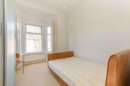 Liddington Road, Stratford, E15 - Photo 5