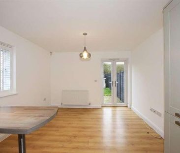 Cripsey Avenue, Ongar, Essex, CM5 - Photo 3