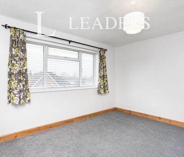 2 bedroom maisonette to rent Oaklands, Oakhill Road, RH13 - Photo 3