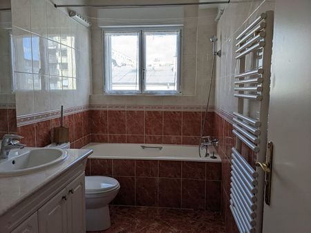Appartement COURBEVOIE - 4 pièces - 72 m2 - Photo 4