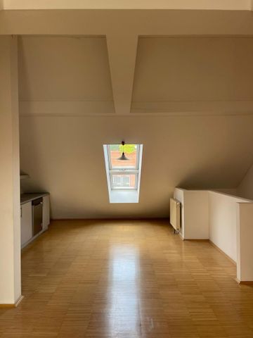 Galeriewohnung mit Balkon im letzten Liftstock - Photo 3