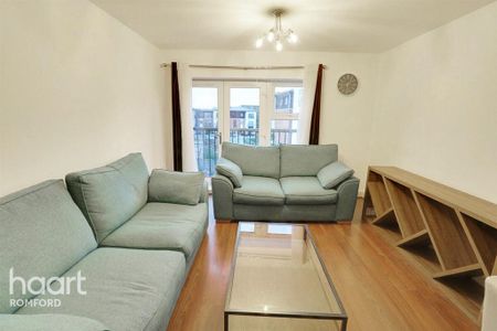 2 bedroom flat to rent - Photo 3