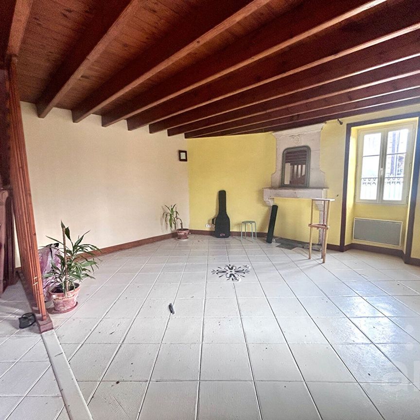 Maison Coulonges Sur L Autize 5 pièce(s) 183.90 m2 - Photo 1