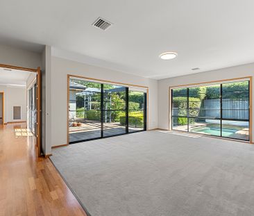 13 Stephens Place, Garran ACT 2605 - House For Rent | Domain - Photo 1