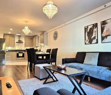 2 Bed Terraced House, Leverton Close, N22 - Photo 3