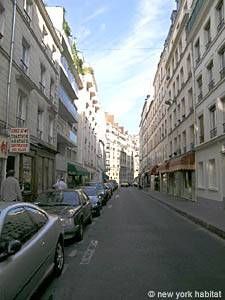 Logement à Paris, Location meublée - Photo 2