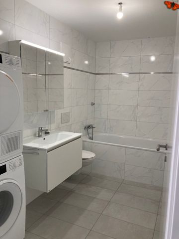 3 ½ ROOMS NEW - BULB CENTER - Foto 2