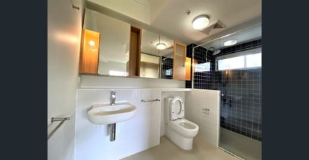 Prime Kelvin Grove Living at Urban Edge "Horizons" - Spacious 2-Bedroom Unit - Photo 5