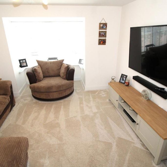 3 bedroom detached house to rent - Photo 1