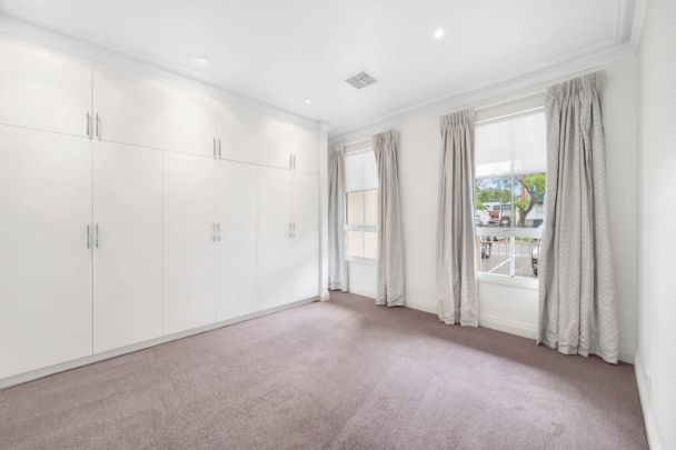 108 Nott Street, Port Melbourne. - Photo 1