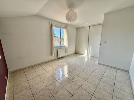 Location Maison 3 pièces 99m² - Photo 3