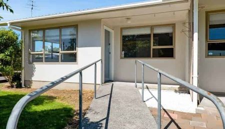 Oswald Place - Stratford - Photo 5