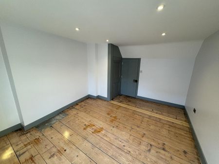 2 bedroom maisonette to rent - Photo 4