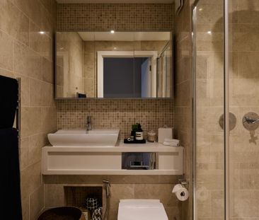 4 bedroom flat to rent - Photo 2