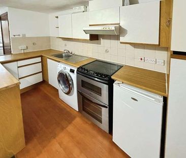 Granville Gardens, Hinckley, LE10 - Photo 2