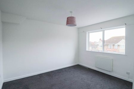 Weston-Super-Mare - Photo 3