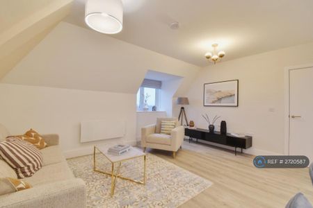2 bedroom flat to rent - Photo 4
