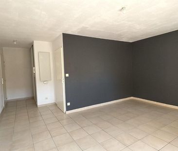 Location Appartement 2 pièces 48m² PONT ST ESPRIT 30130 - Photo 6