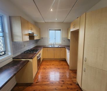 View Saturday at 9:45am - 10:05am - Photo 5