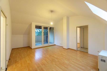 DG-Mietwohnung mit überdachter Terrasse in Pressbaumer Zentrumslage - Photo 3