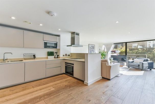 3 bedroom maisonette to rent - Photo 1