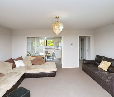 Cozy 2 bedroom unit in Papanui - Photo 2