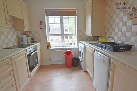 2 Bedroom Flat - Photo 5
