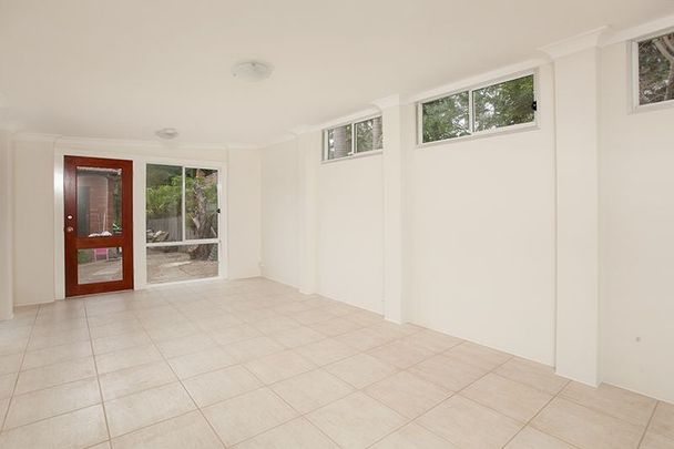 Allambie Heights, 421a Condamine Street - Photo 1