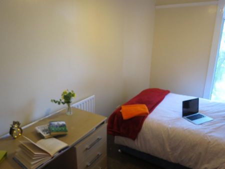 7 bedroom house to rent - Photo 2