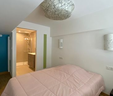 Location Appartement 2 pièces Meublé 46m² LA ROCHELLE 17000 - Photo 1