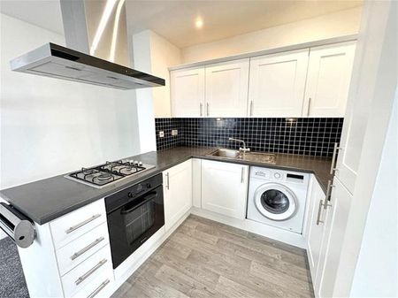 2 bedroom flat to rent - Photo 5
