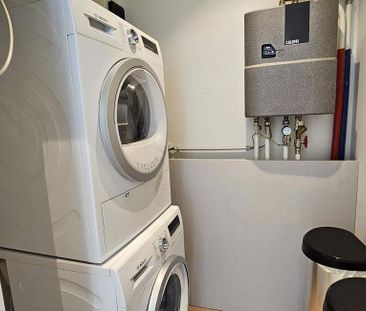 Appartement te huur in Brussel voor € 1.700 met 1 slaapkamer - Photo 4