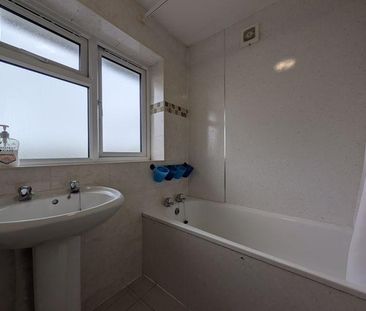 1 bedroom semi-detached house to rent - Photo 5