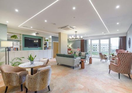 1 bedroom retirement property to rent - Photo 2