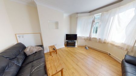 6 Bed - Rokeby Gardens, Headingley, Leeds - Photo 2