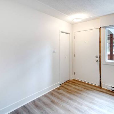 3 - Bedroom Apartment for rent in Quadra Village Location - Photo 3