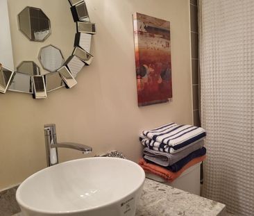 For Lease - 2757 William Jackson Drive, Pickering, Ontario - Photo 3