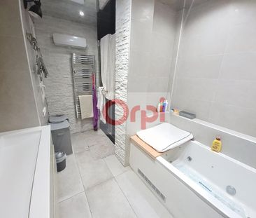 Location Appartement 4 pièces Meublé 90m² ST LAURENT DU VAR 06700 - Photo 6